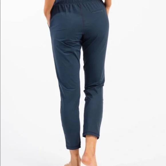 Zyia Active Everywhere Pants Size small Navy Blue - Picture 2 of 8